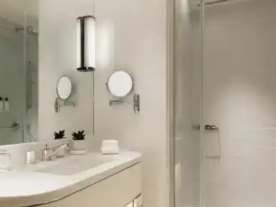 Lanson Place - 14