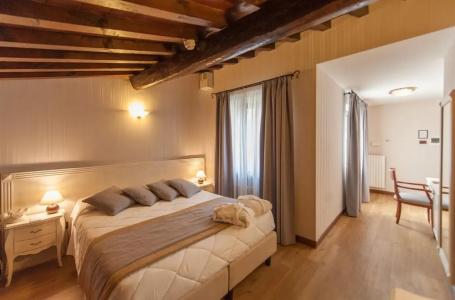 Strozzi Palace - 42