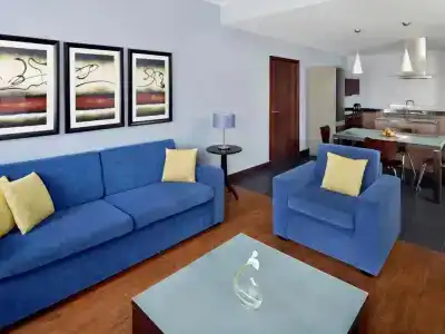 Mövenpick Al Mamzar Dubai - 11
