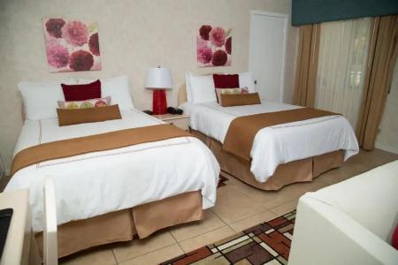 The Inn at Deep Canyon - 17