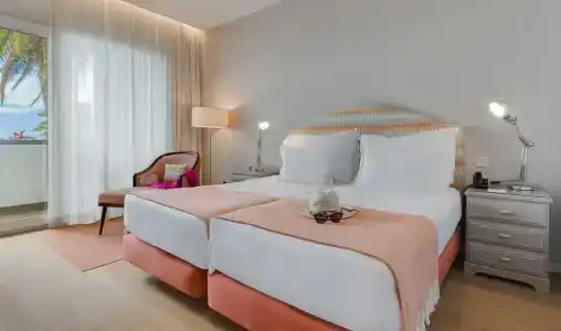 Pestana Promenade Ocean Resort - 38