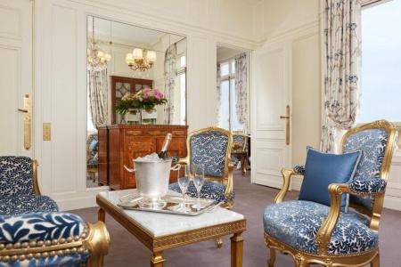Hôtel Raphael - 105
