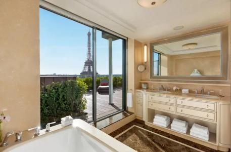 Shangri-La Paris - 79