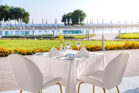 The Ivi Mare - Designed for Adults - 18