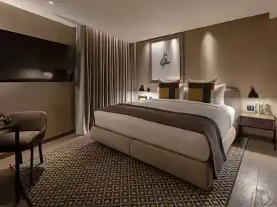 The Londoner - 31
