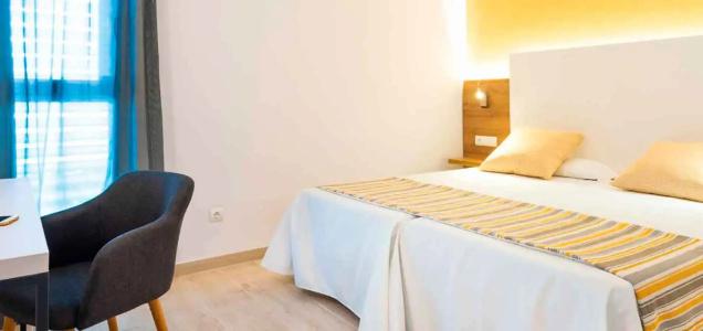 & Apartamentos Casablanca - 5