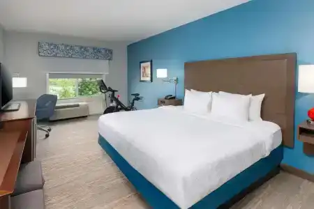 Hampton Inn Charlotte Uptown - 2