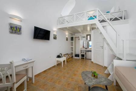 En Plo Boutique Suites Oia Santorini - 66