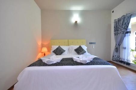 Ukulhas Beach Inn - 1