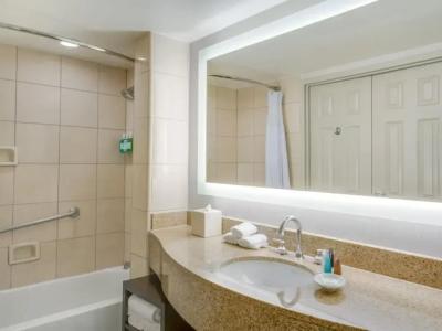 Astor Crowne Plaza New Orleans French Quarter, Corner of Bourbon and Canal - 41