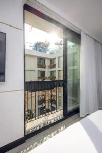 The Godfrey Hollywood - 72