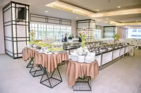Grand Howard Bangkok - 10