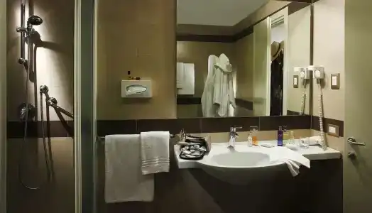 Best Western Grand Guinigi - 34