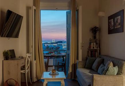 Venetian Suites - 204