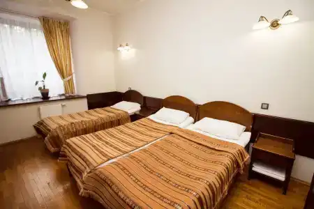 Палац - 36