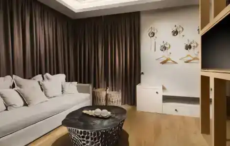 Carpe Diem Boutique - 36