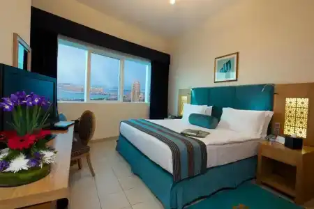Tamani Marina & - 2