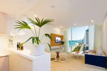 Diamond Bay - 94