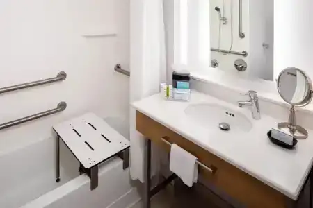 Hampton Inn & Suites by Hilton Miami Downtown/Brickell - 51