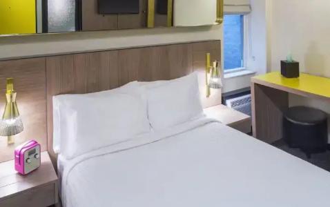 Shocard, New York - 20