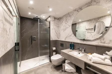 DoubleTree by Hilton London Victoria - 18