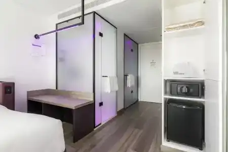 Yotel Porto - 11