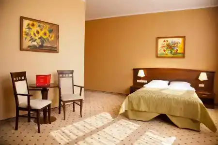 Grand Royal - 4