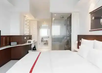 Ruby Luna Dusseldorf - 69