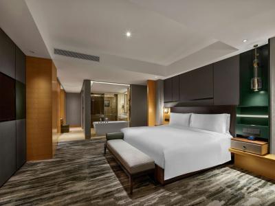 Hilton Shanghai Hongqiao - 76