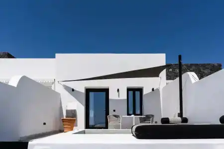 Cresanto Luxury Suites - 97