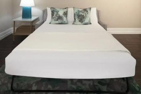 Pier House & Spa - 90