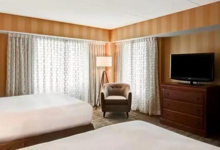 DoubleTree Fallsview & Spa by Hilton - - 48