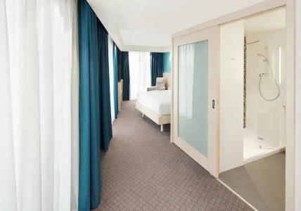Hampton By Hilton London Docklands - 26