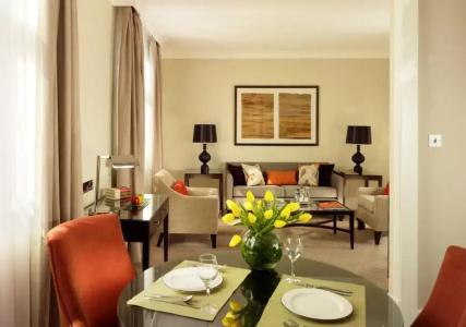 Taj 51 Buckingham Gate Suites and Residences - 90