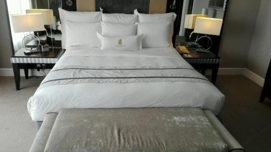 The Ritz-Carlton, - 106