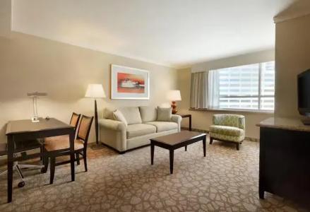 Embassy Suites Los Angeles - 31