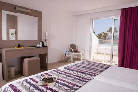 New Famagusta & Suites - 44
