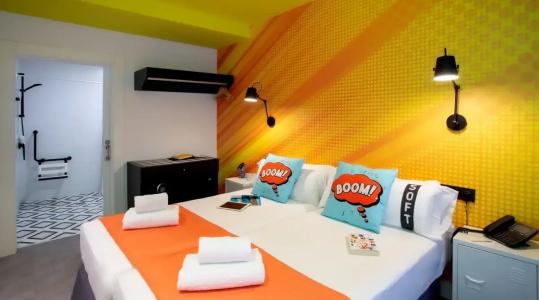 Casual Pop Art Benidorm - 48