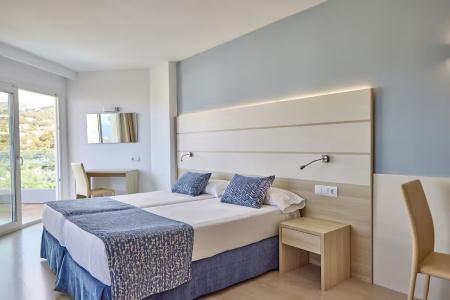Tomir Portals Suites - 22