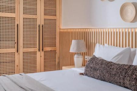 Elea Suites & Residences - 5