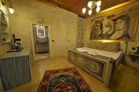 Caftan Cave Suites - 25