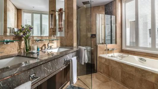 Four Seasons Singapore (SG Clean, Staycation Approved) - 84