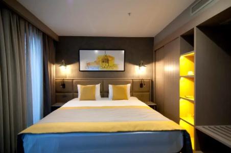 Seraglio & Suites - 40
