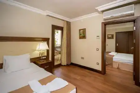 Latanya Park Resort - 54