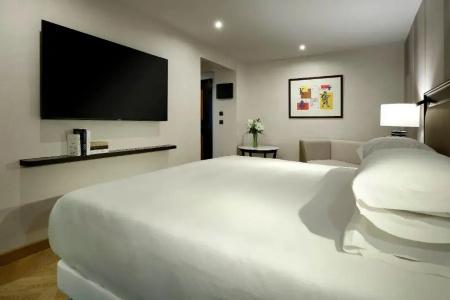 Hyatt Regency Hesperia - 53