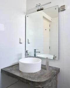 Bliss Dhigurah - 40