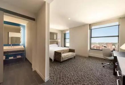 Embassy Suites By Hilton Minneapolis Downtown - 33