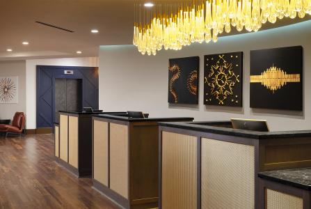 DoubleTree by Hilton Nashville Downtown - 1