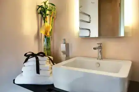 Dharma Luxury - 122