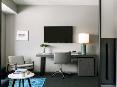 Kimpton Everly, An Ihg - 80